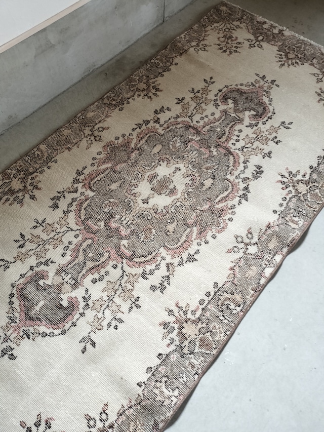 Turkish rug 223✕97cm No.404