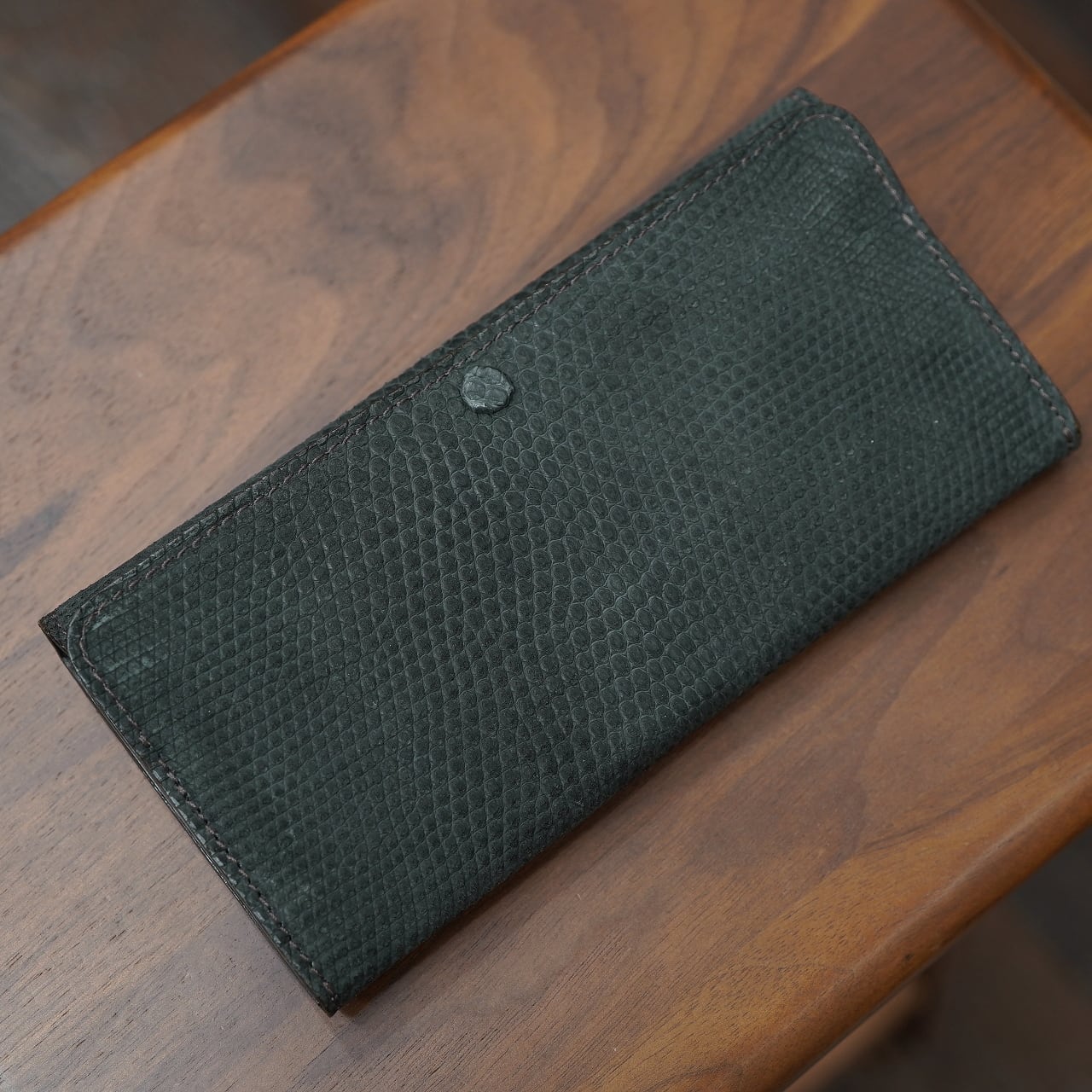 11DROPS 薄型長財布 VALLEY ヌバックリザードセンター・サドルプルアップ ブラック