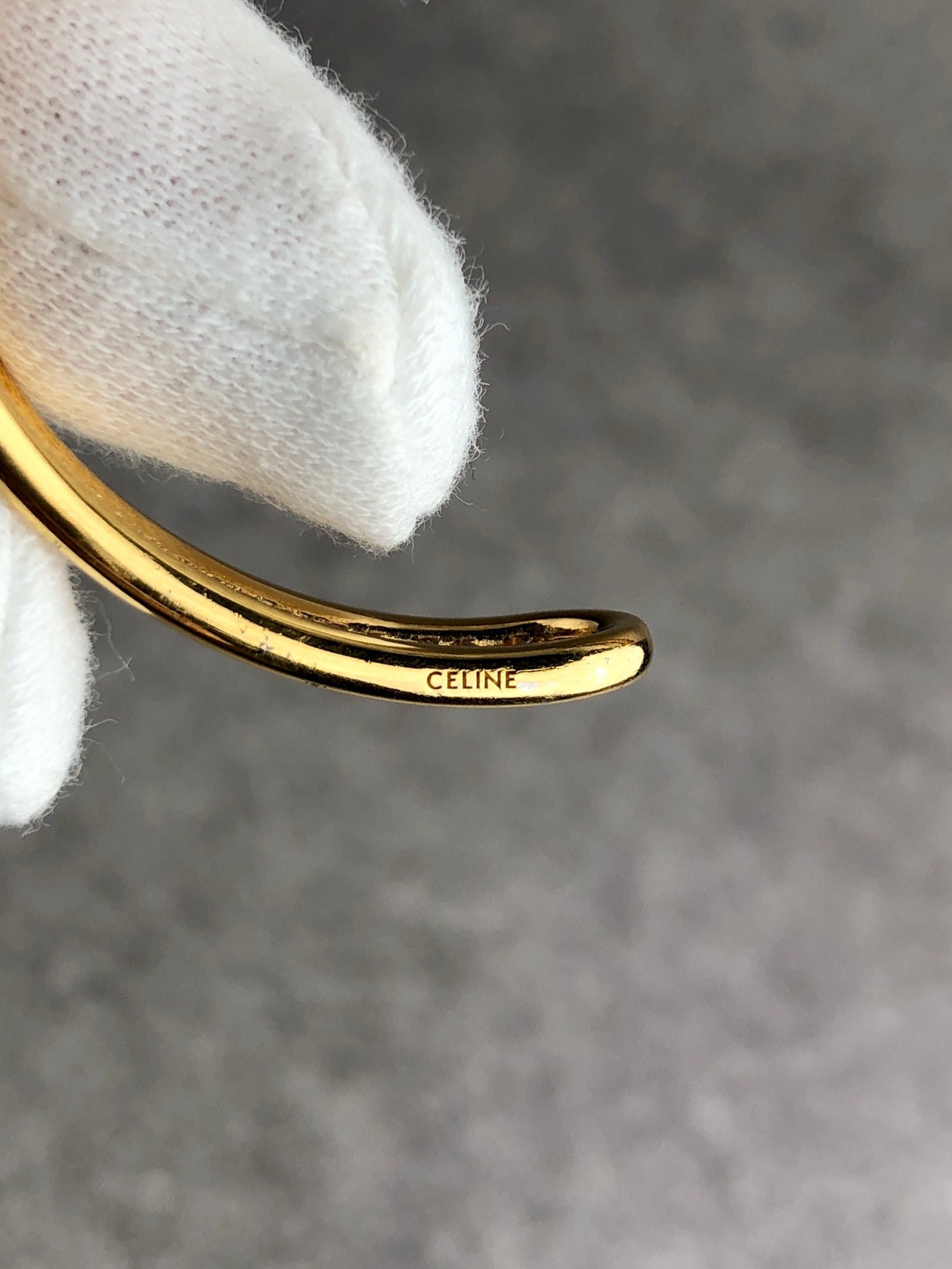 CELINE セリーヌ バングル ゴールド マイヨン トリオンフ CELINE セリーヌ バングル ゴールド マイヨン トリオンフ