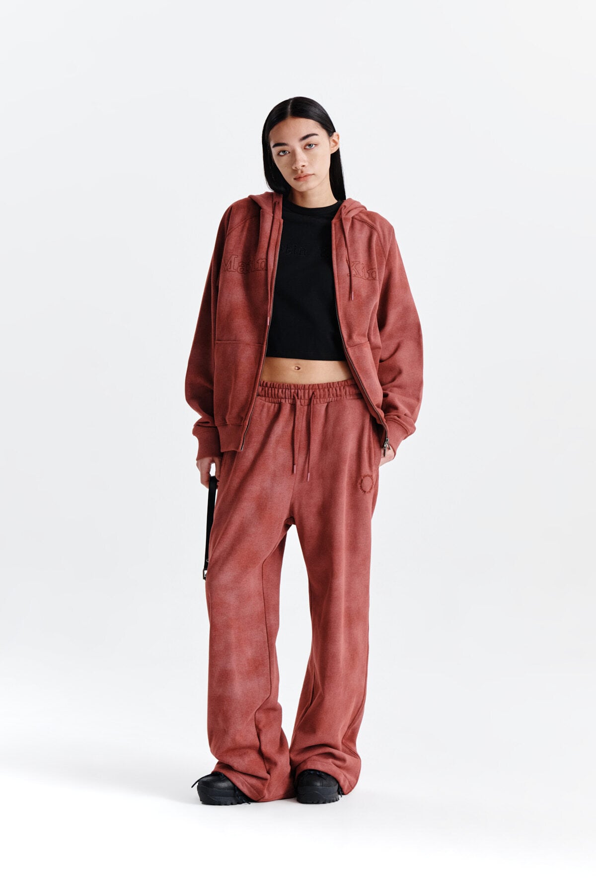 Matin Kim] FRONT LOGO STITCH WASHED HOODY ZIP UP IN BURGUNDY 正規