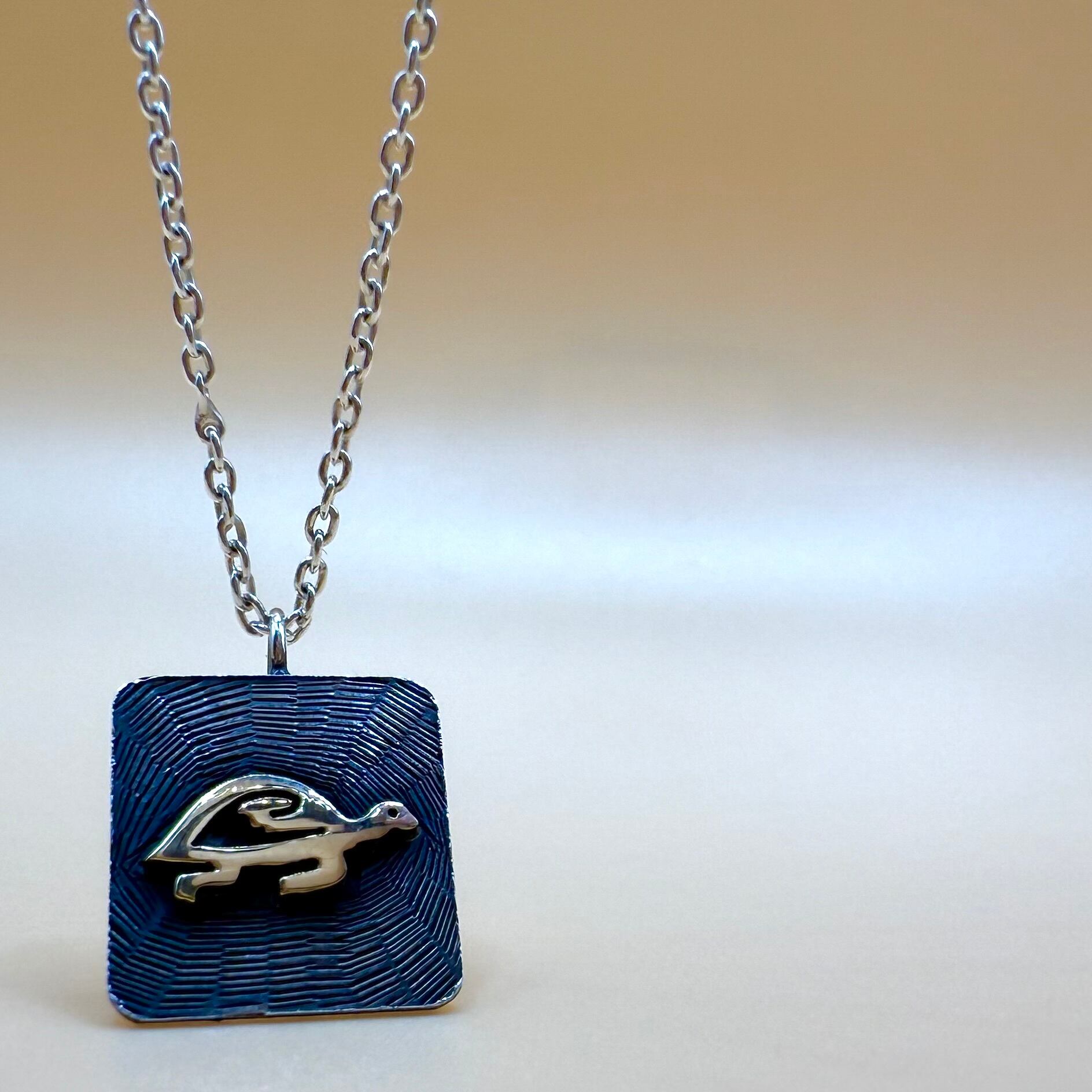 ホピ族　シルバーネックレス　鏃型　中古品　インディアンジュエリー 楽天市場】インディアンジュエリー ホピの通販