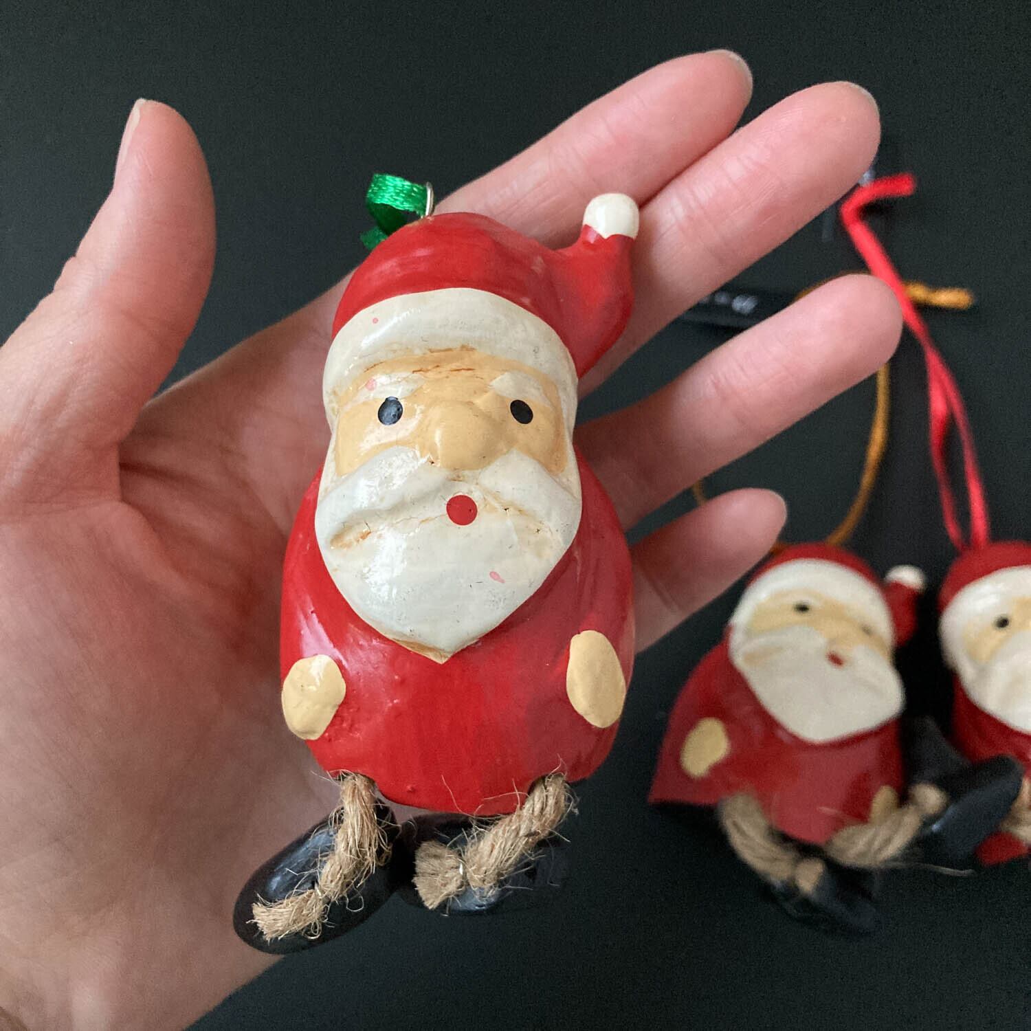 再入荷〉足ぶらぶらサンタのオーナメント | Dua-アクセサリーパーツ