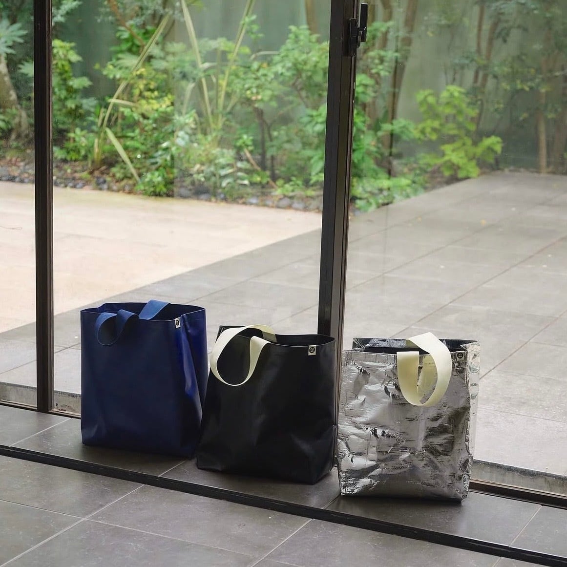 【 null 】ワンショルダービーチバッグ