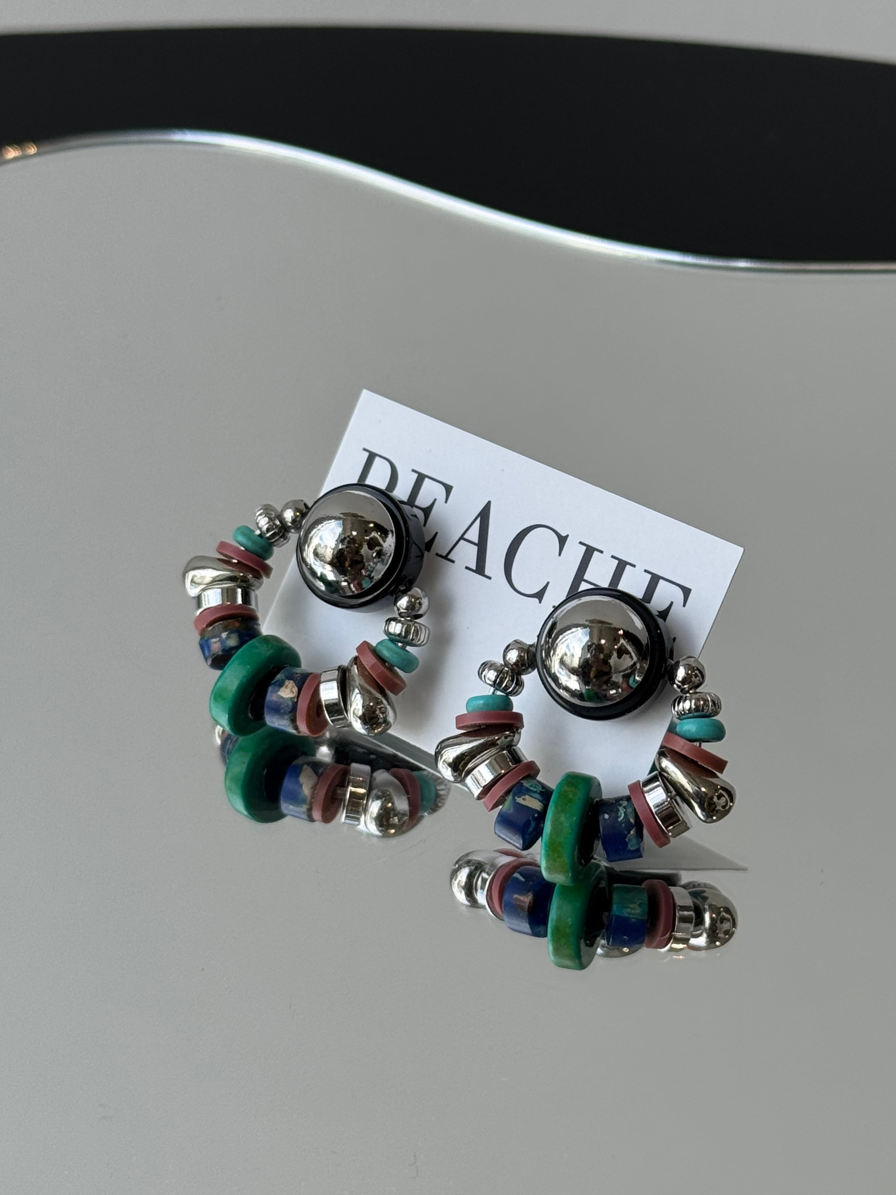 circle metal green turquoise