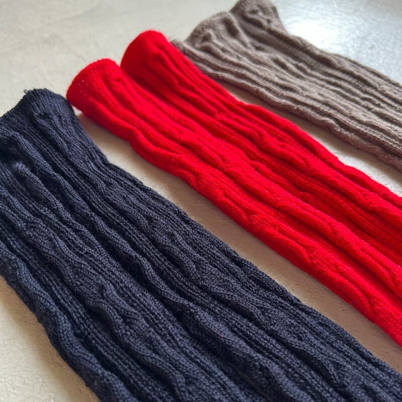 クネクネくつ下　wool編み柄ウォーマー