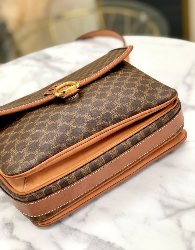 CELINE　セリーヌ　ホースビット　ショルダーバッグ　ブラウン　vintage　ヴィンテージ　オールドセリーヌCELINE　セリーヌ　フロントジップ　フラップ　ショルダーバッグ　ブラウン　vintage　ヴィンテージ　オールドセリーヌ　y5xsiz
