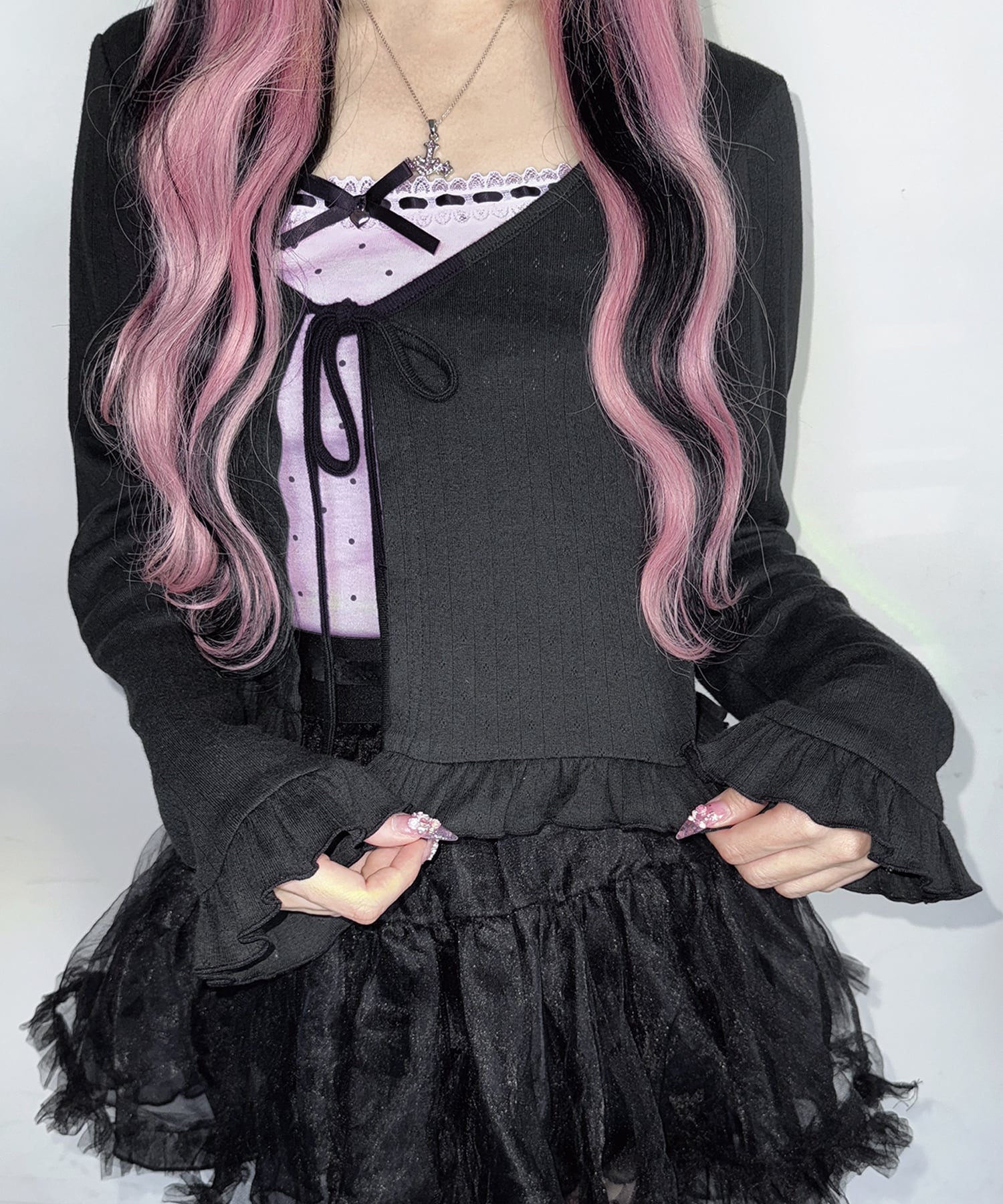 4/19まで＊ 新品 ＊ Magia Charm リボンパフスリーブカットソー 4/19まで＊ 新品 ＊ Magia Charm リボンパフスリーブカットソー - メルカリ