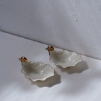 貝殻のようなお皿