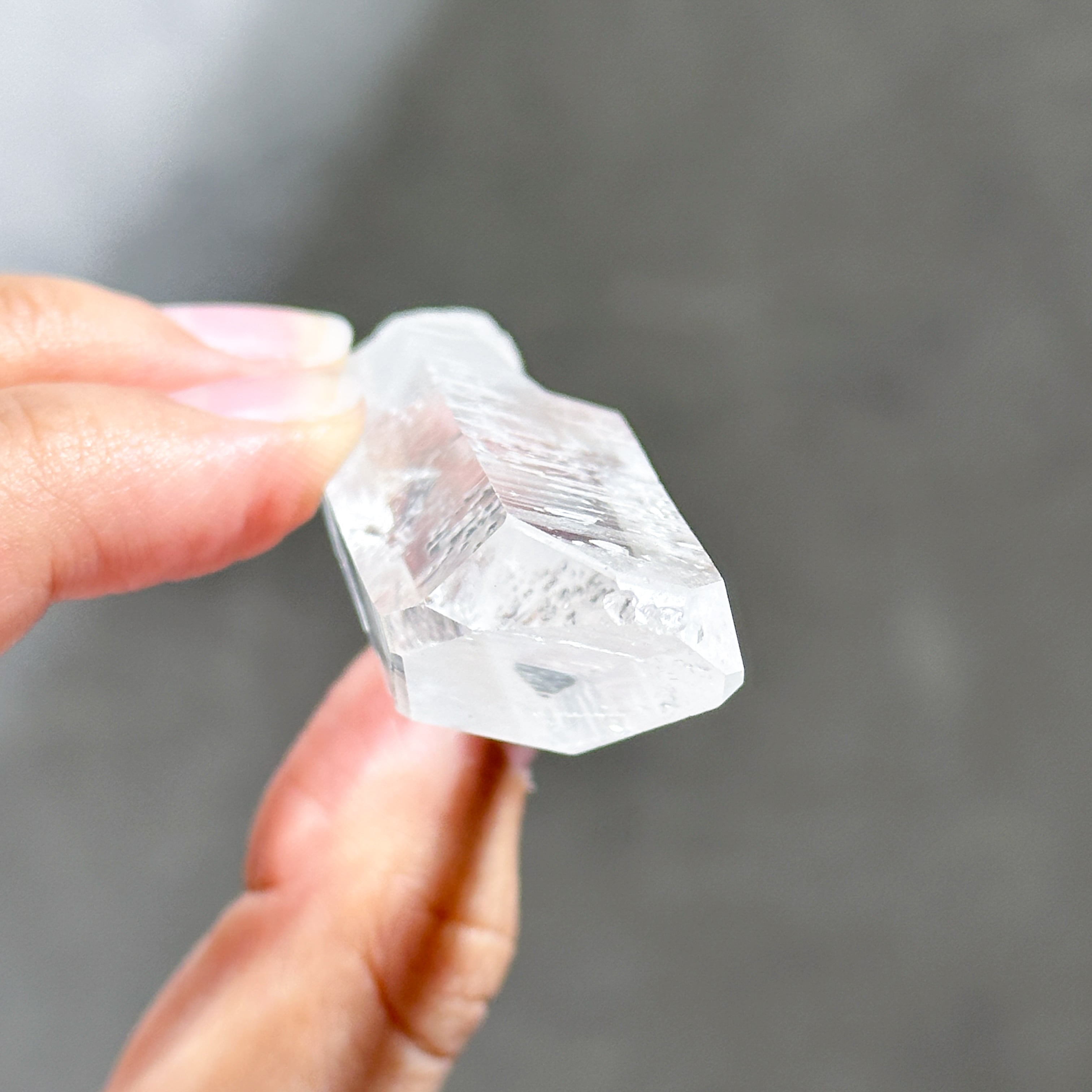 ゼッカ産クリアクォーツ ポイント 原石46 ◇ Clear Quartz ◇天然石