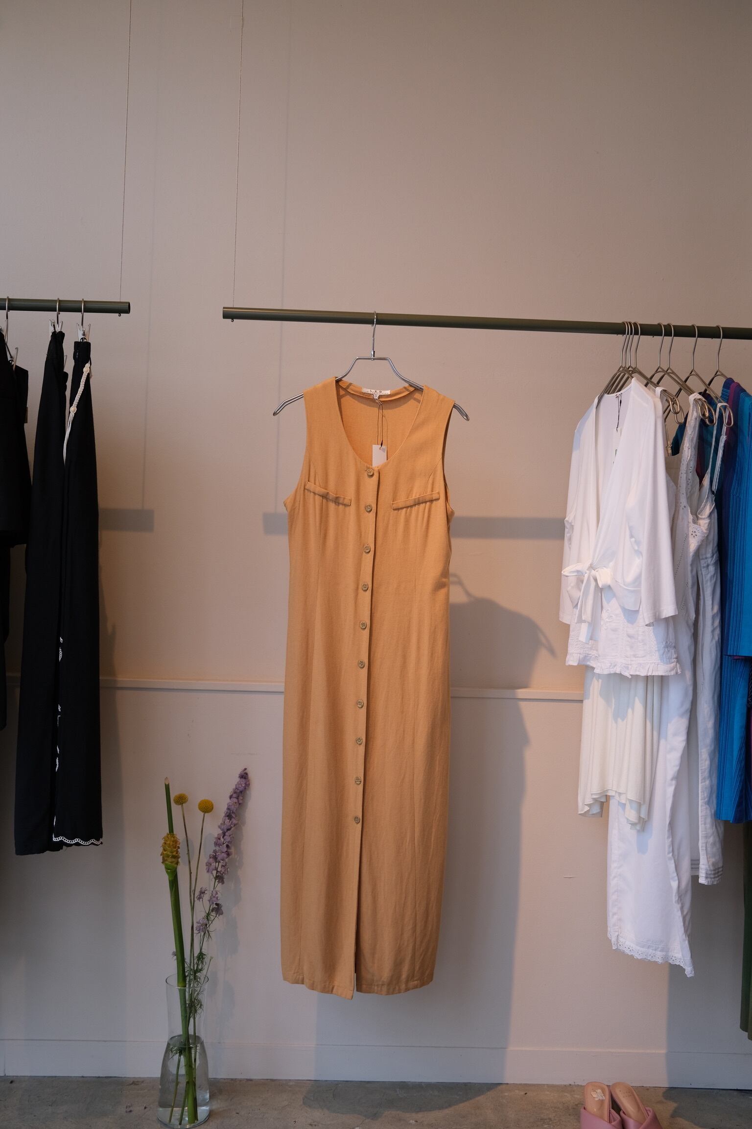 【送料無料】L.E.D limited edition yellow sleeveless dress
