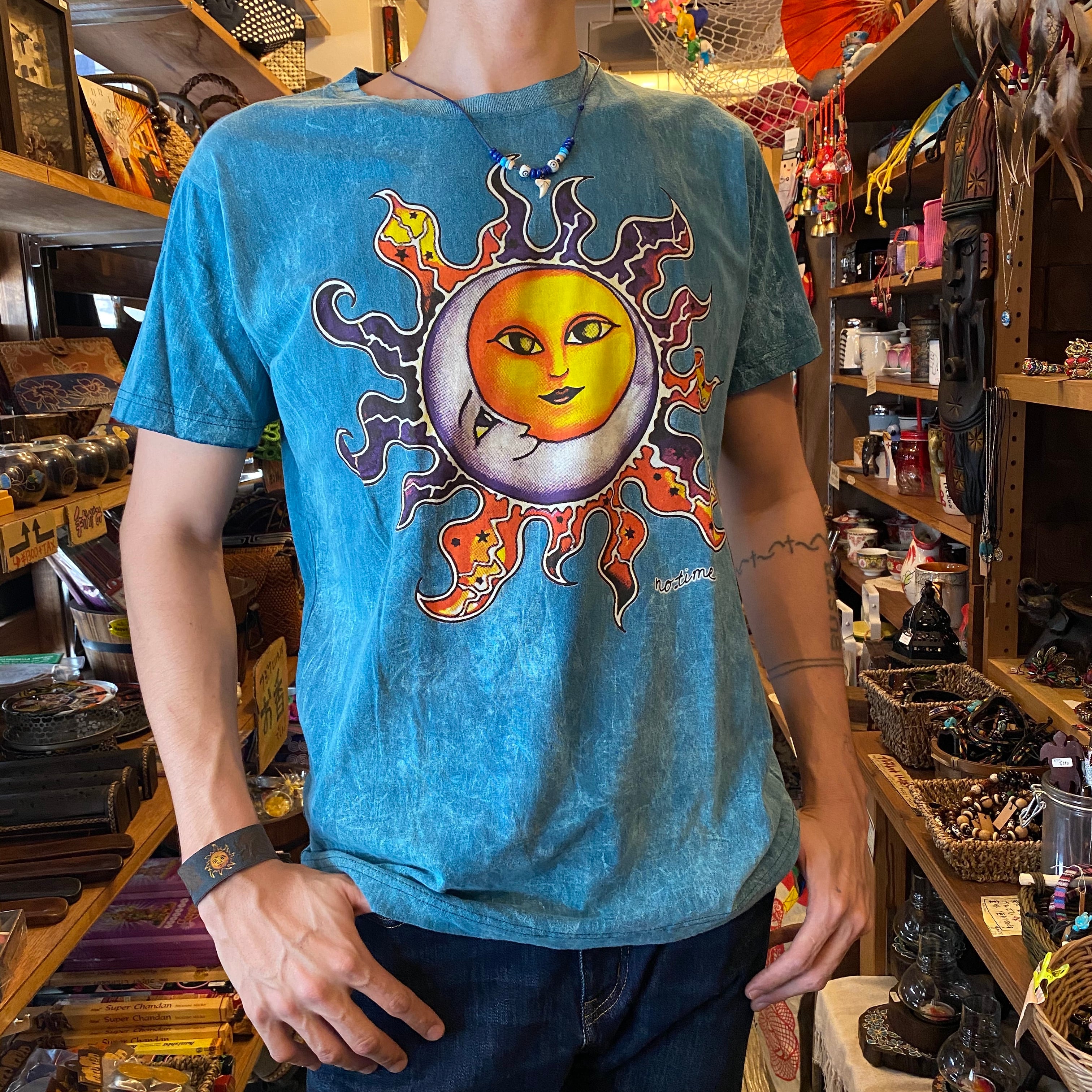 エスニックTシャツ 太陽＆月【NO TIME】 | curiosities okinawa