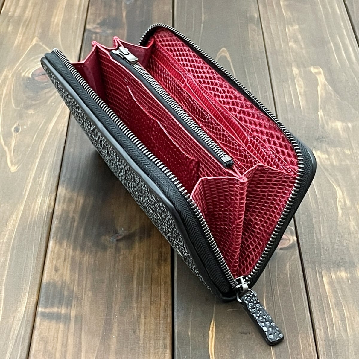 長財布　レッド　スティングレー　ポリッシュ加工　ウォレット mudmonkey_sflst