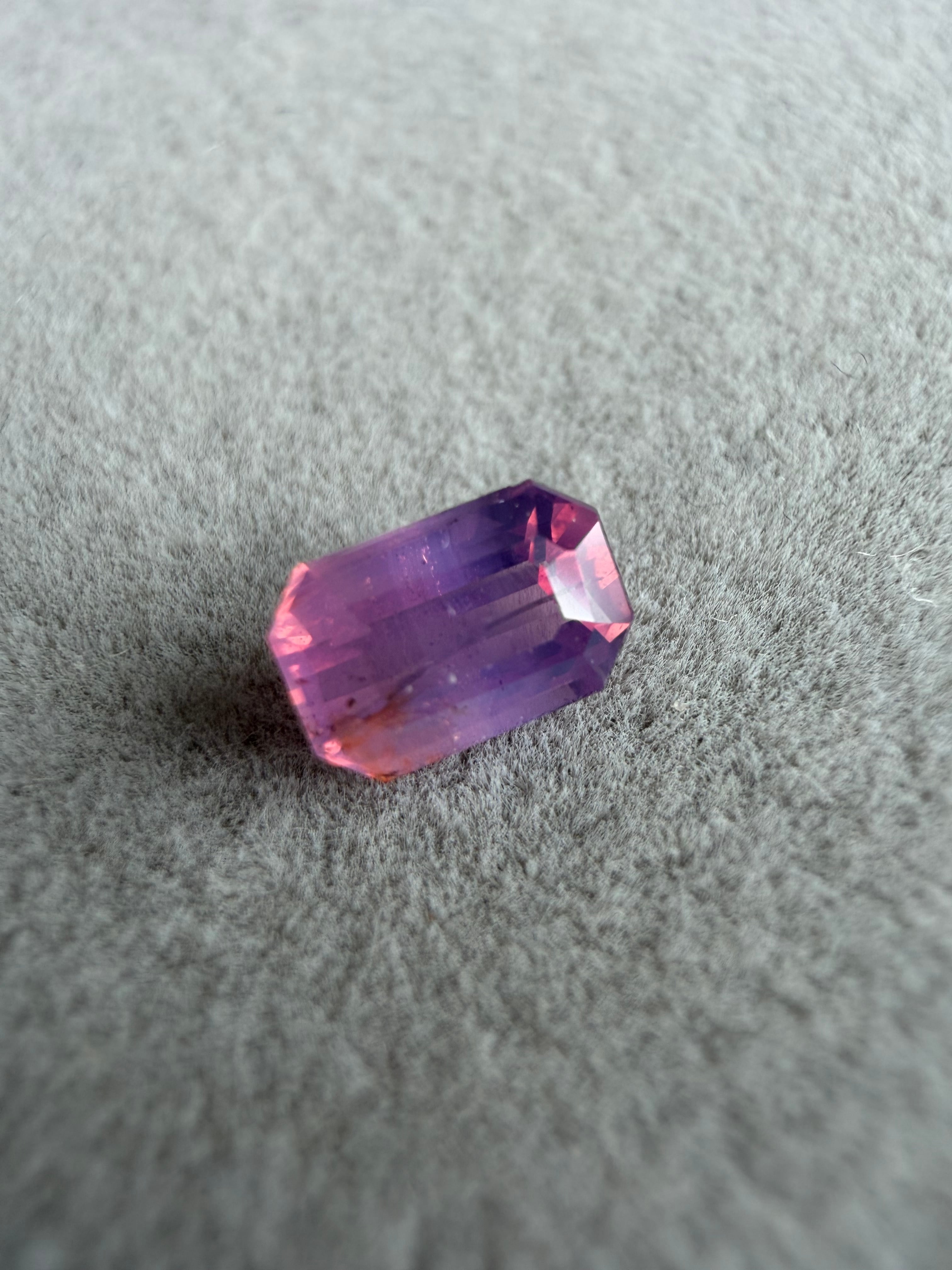375. スリランカ産 シルキーサファイア 0.76ct 6.3×4mm (H) | Haleems