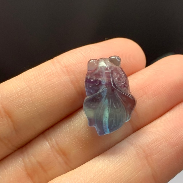 5貫通穴・金魚さんフローライトビーズ