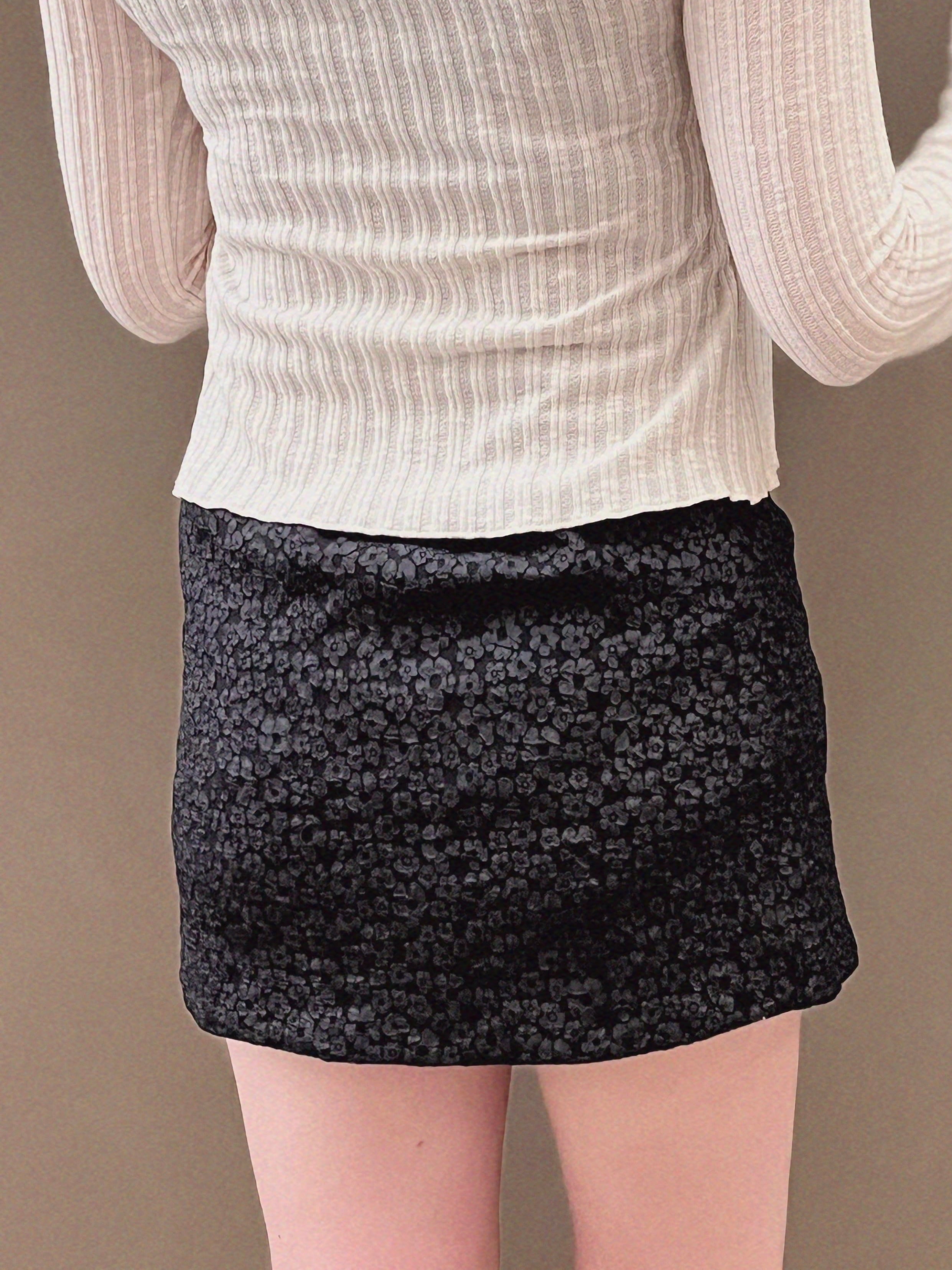 fleur emboss skirt