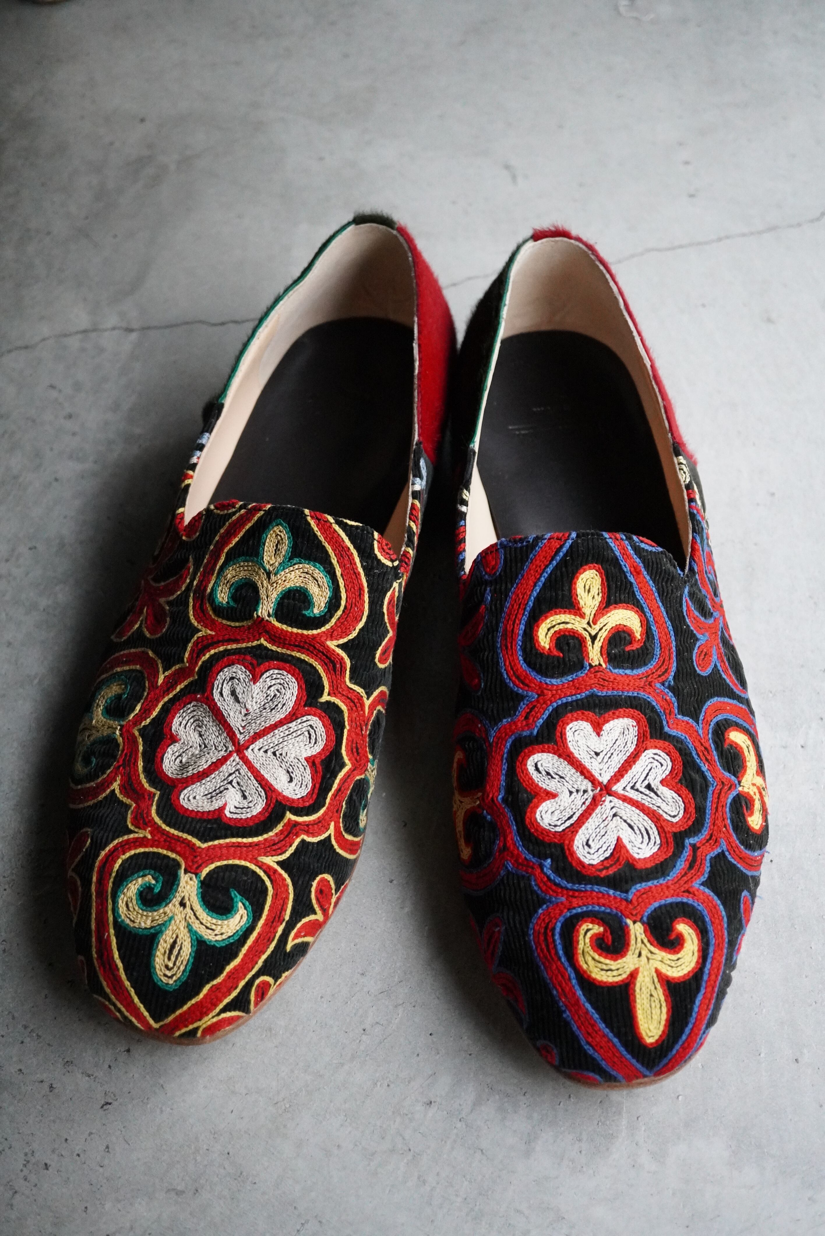 eofm / Tuskiyiz & Hair Calf Slip on Shoes (Size 10H)