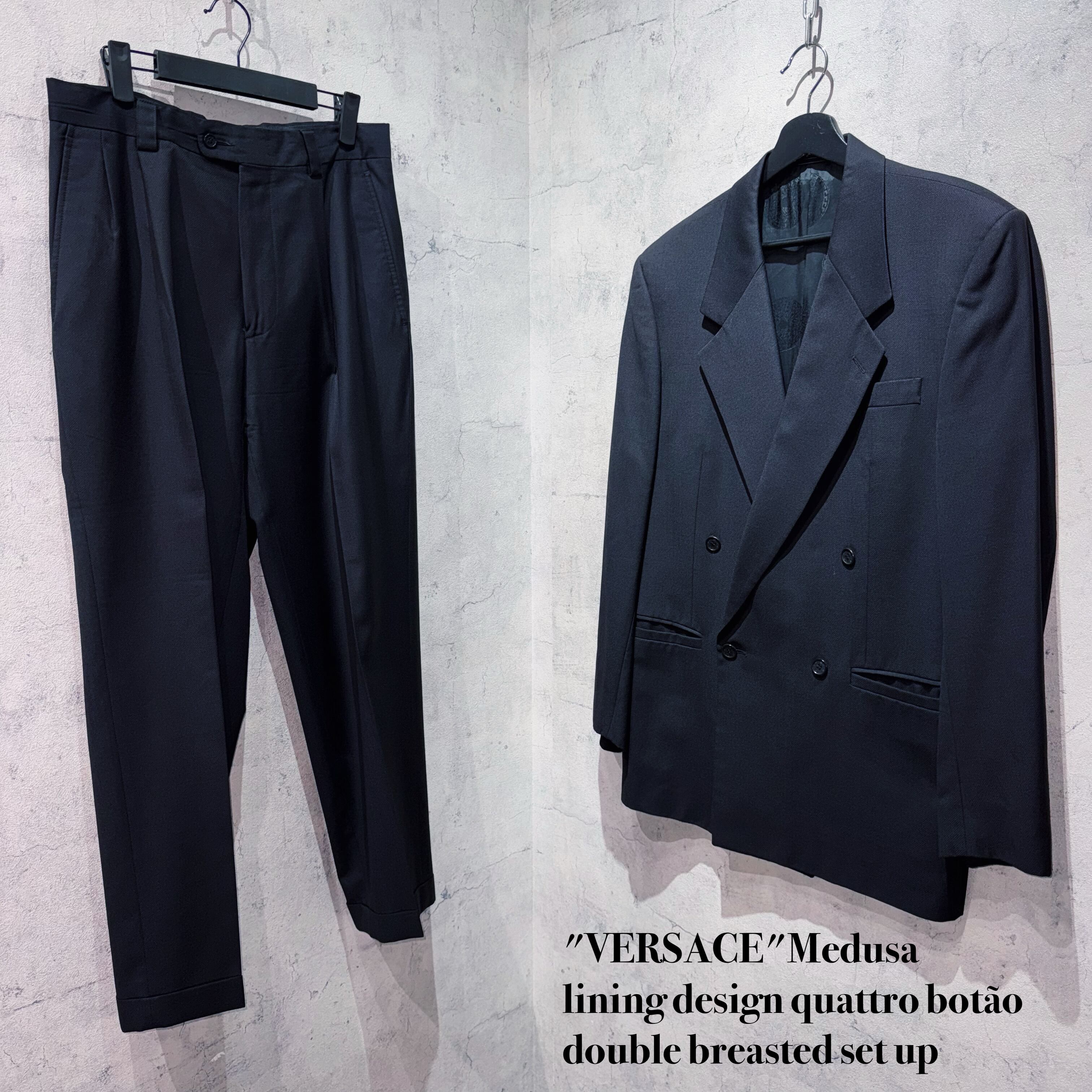 "VERSACE"Medusa lining design quattro botão double breasted set up