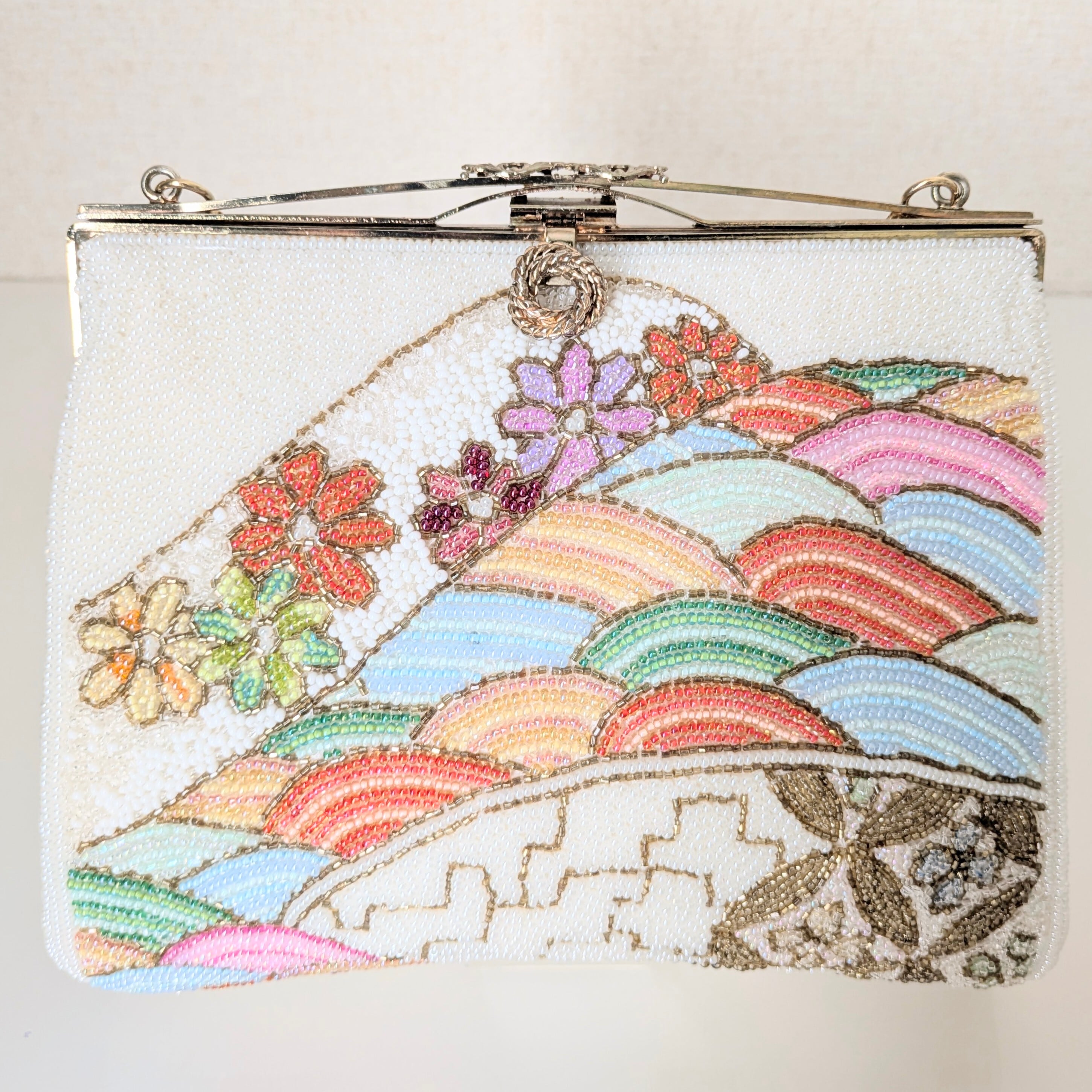 Vintage】ビーズ刺繍バッグ 白 吉祥風景柄 和柄 パーティーバッグ