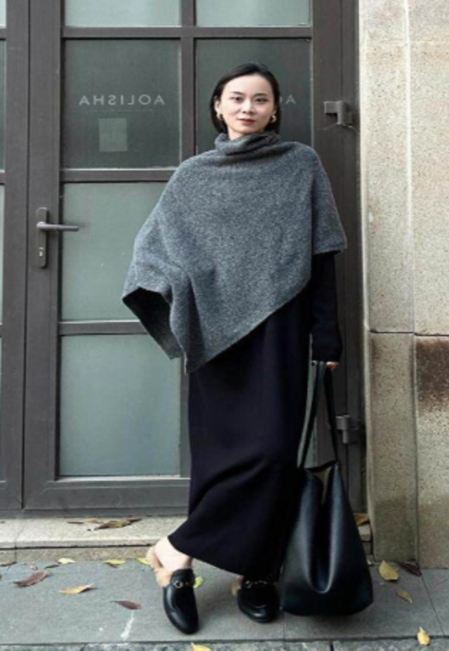 アシンメトリー ニットケープポンチョ