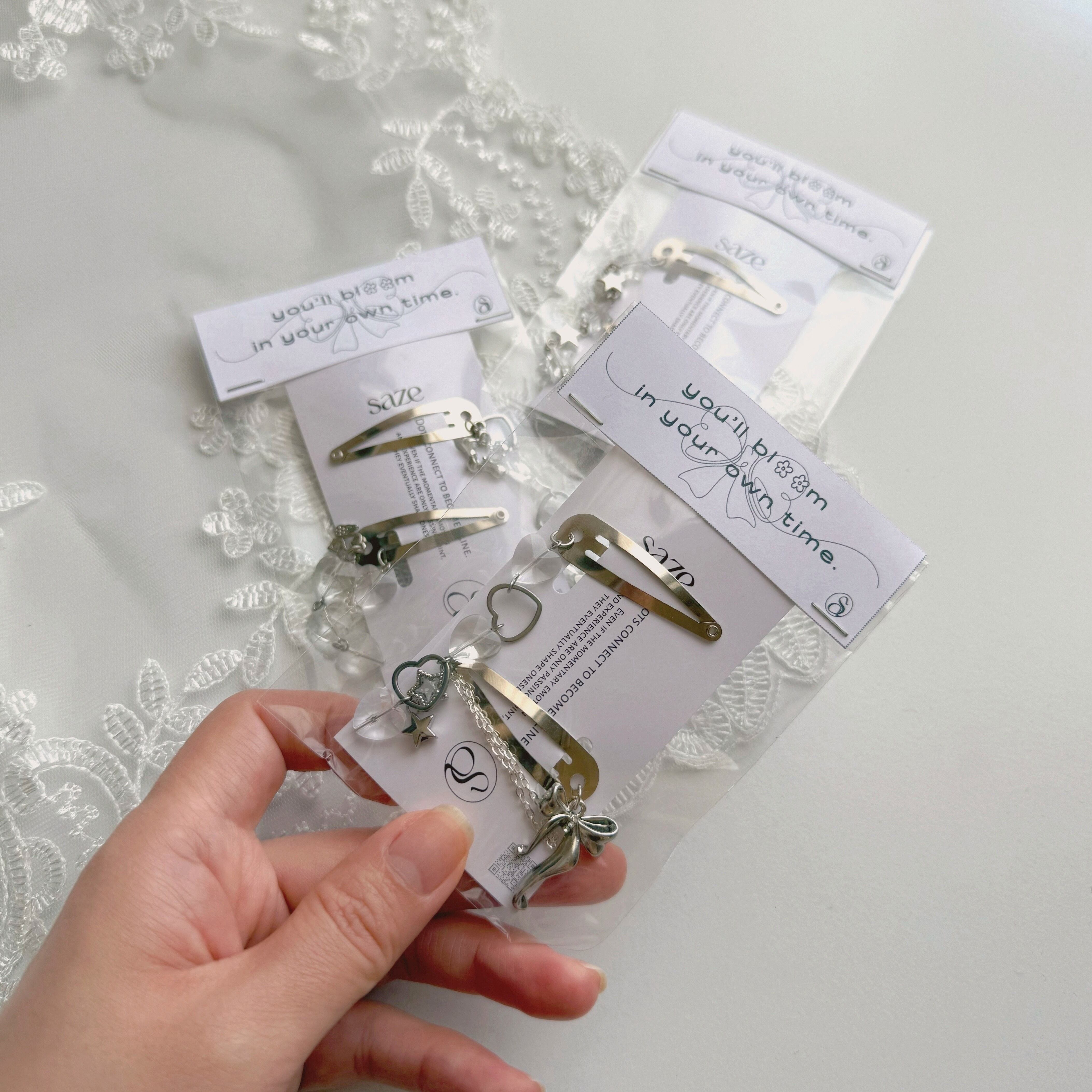 charm hair pins | saze