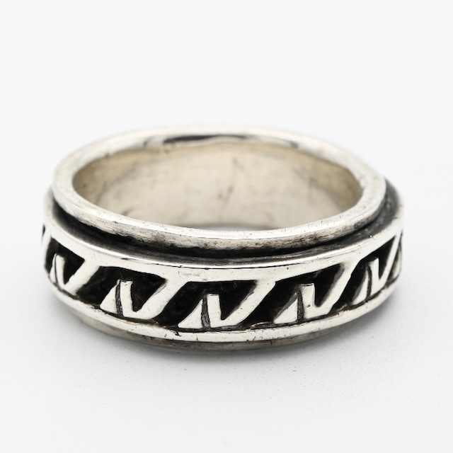 60’s Aztec Design Cutout Spinner Ring  #20.0 / Denmark