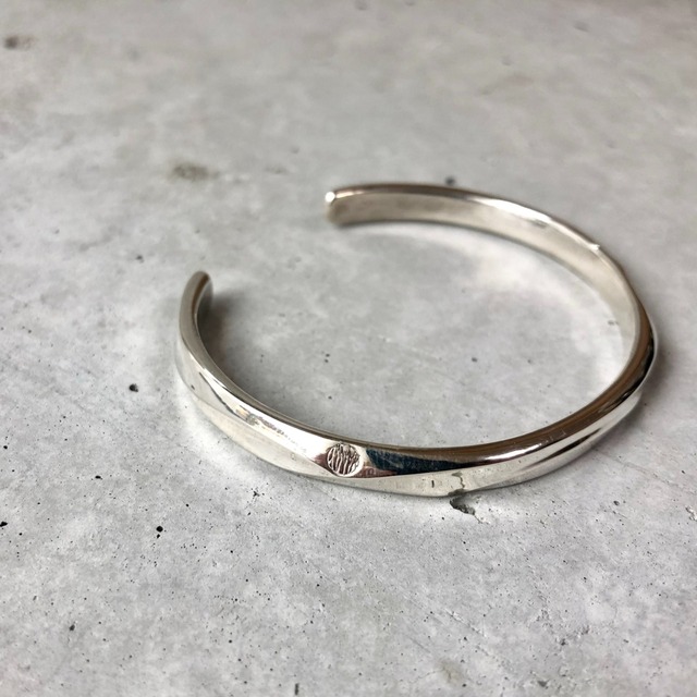 【MB-2SV】Streamlined bangle　＜再入荷＞