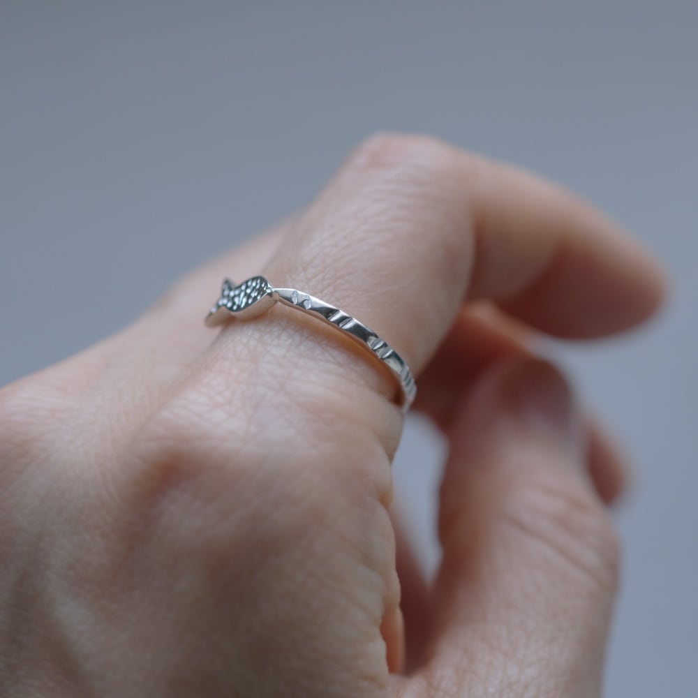 魚 彫刻 リング シルバー925 | クラウドジュエリー(Cloud-jewelry
