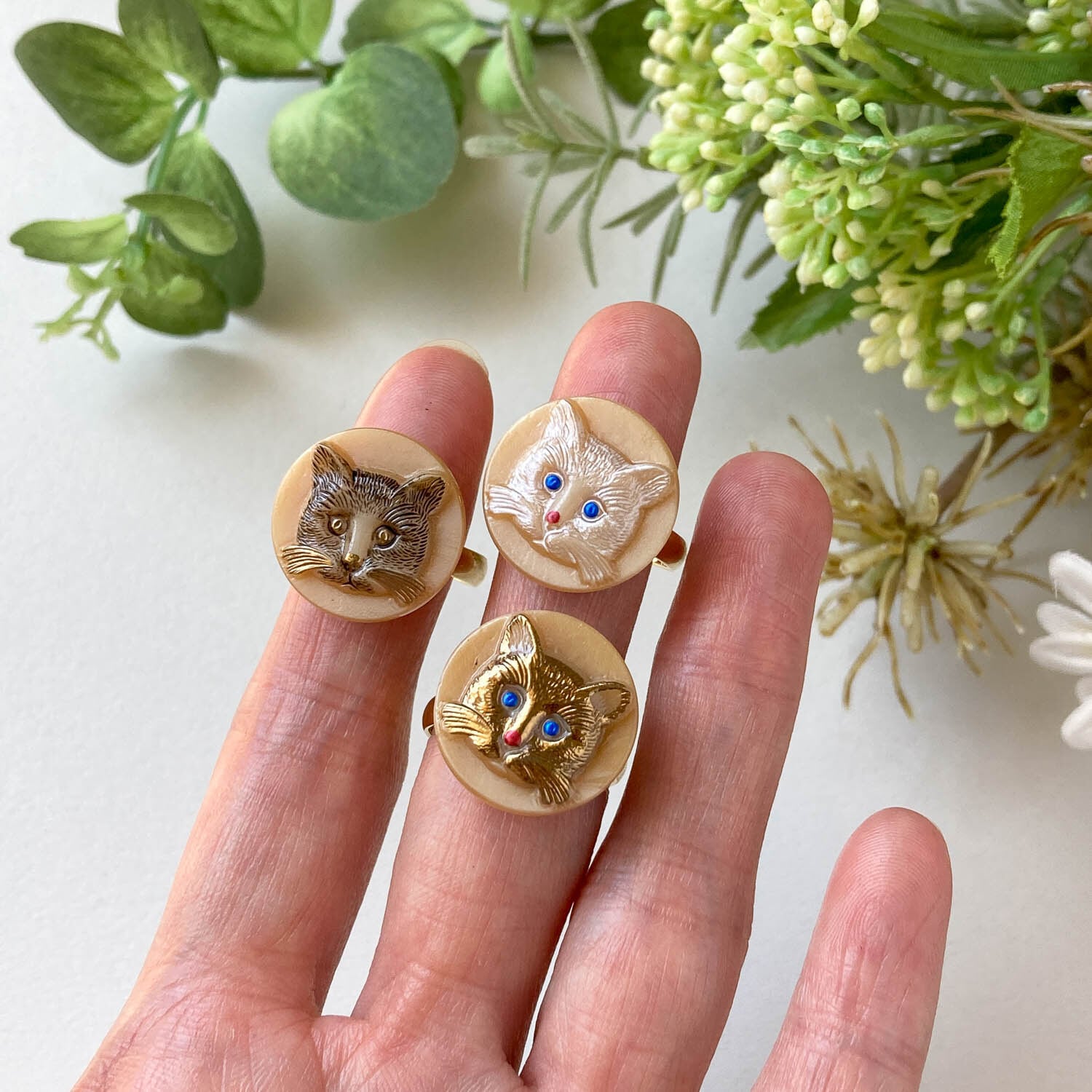 再入荷〉猫のチェコガラスリング | Dua-アクセサリーパーツショップ