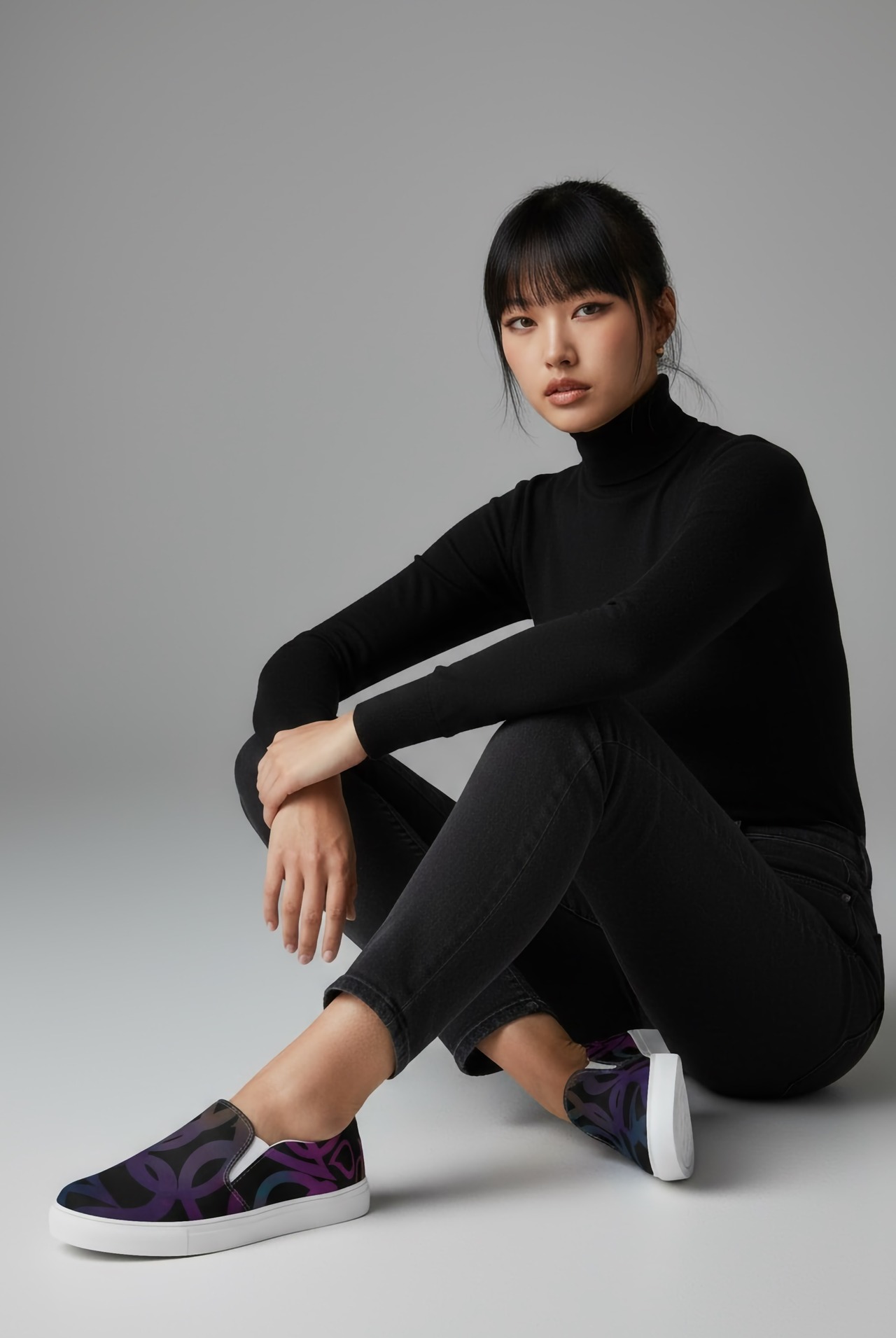 Women's slip-on canvas shoes