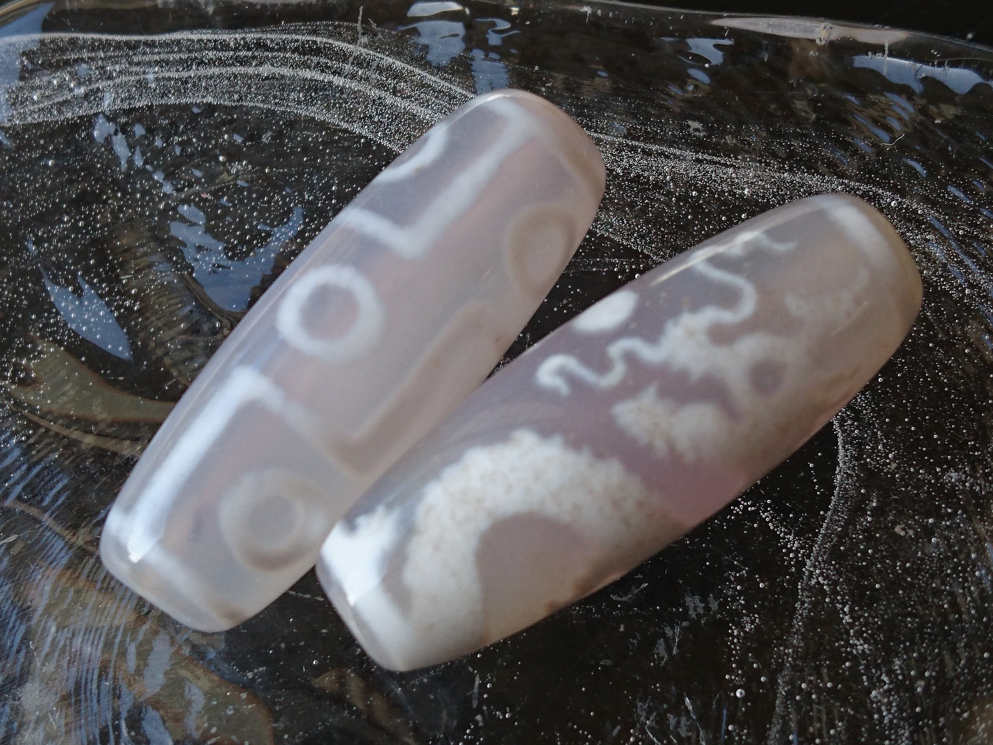 極上 白玉髄！！ 九眼天珠 約38ミリ！！ 【公式通販】