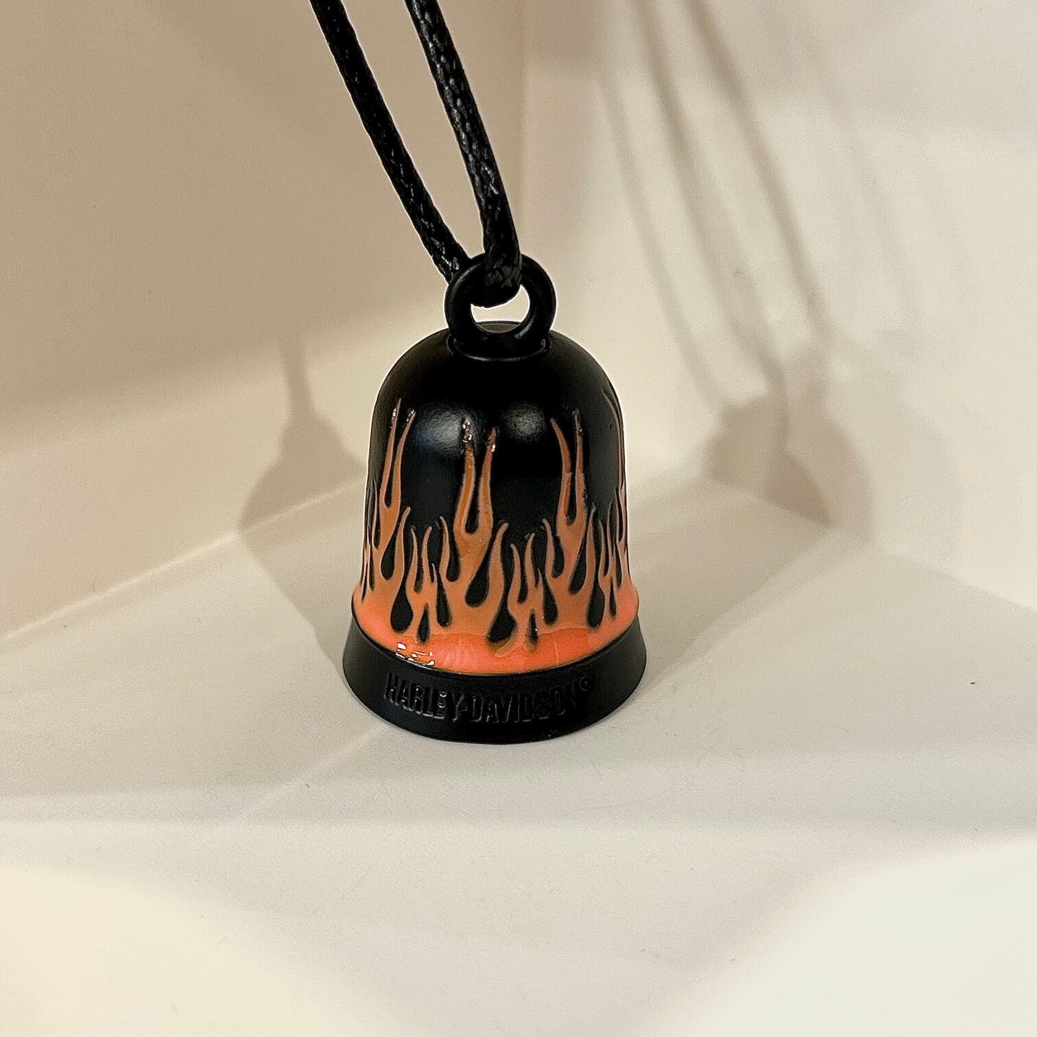 34M00130 BLACK AND ORANGE FLAME RIDE BELL ハーレーダビッドソン