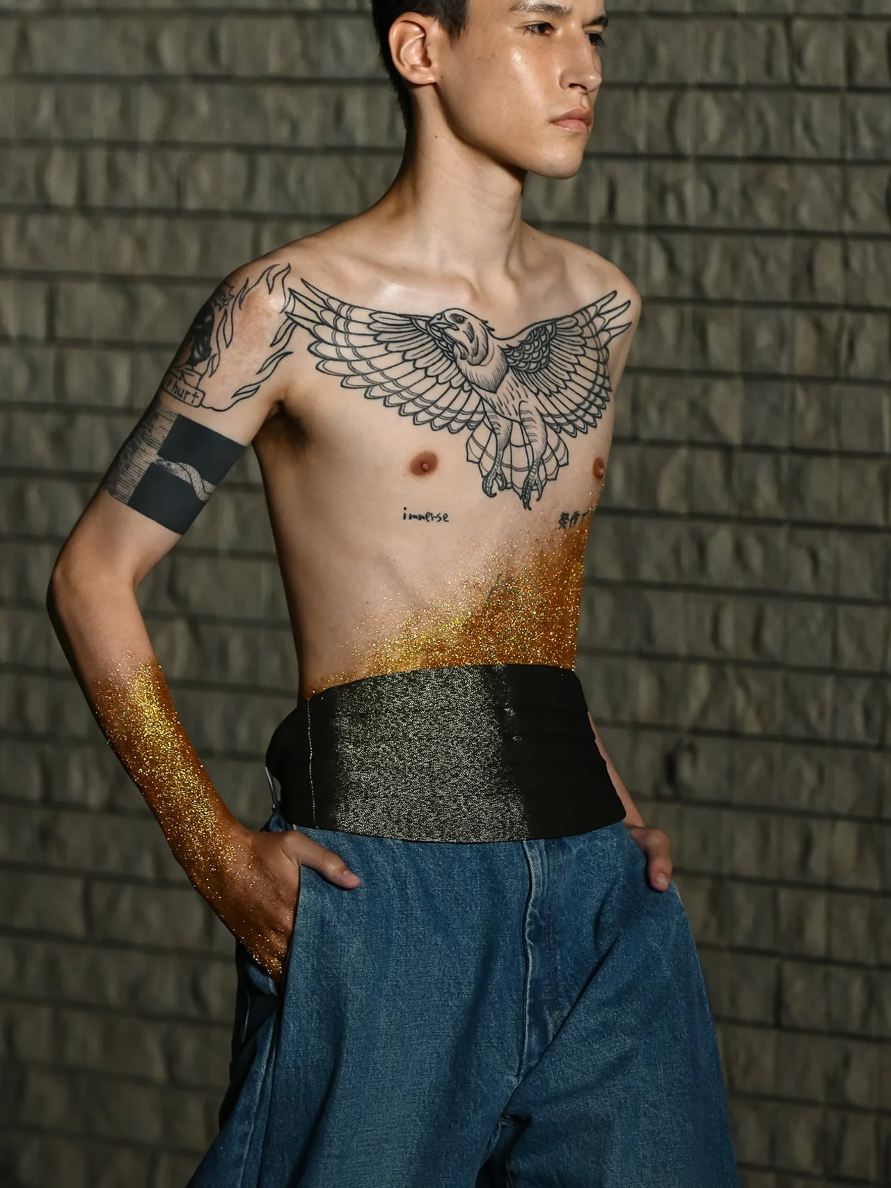 UNEEK BASEMNT - Discover independent style.