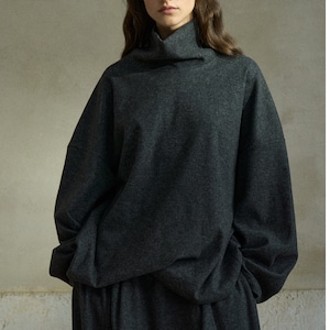 Relaxed High Neck Top T3774