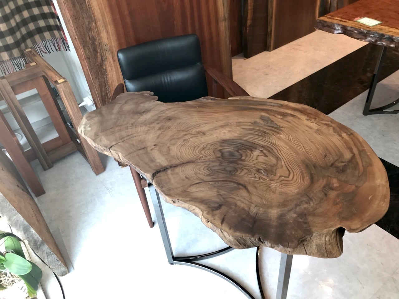 輪切りの天板 A様商談中（9/27迄）【輪切り 】神代杉（ジンダイスギ