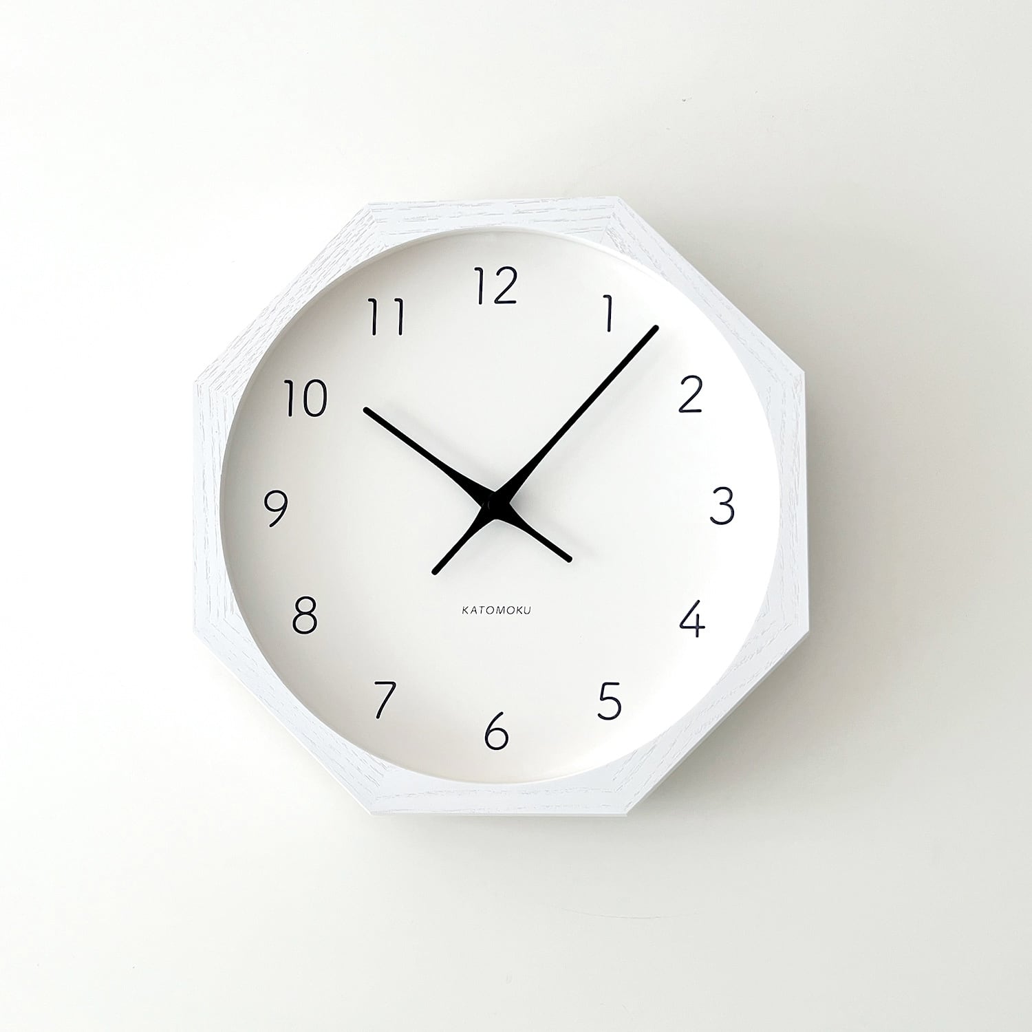 KATOMOKU muku clock 7 八角形 ホワイト km-60WH8 | 加藤木工株式会社