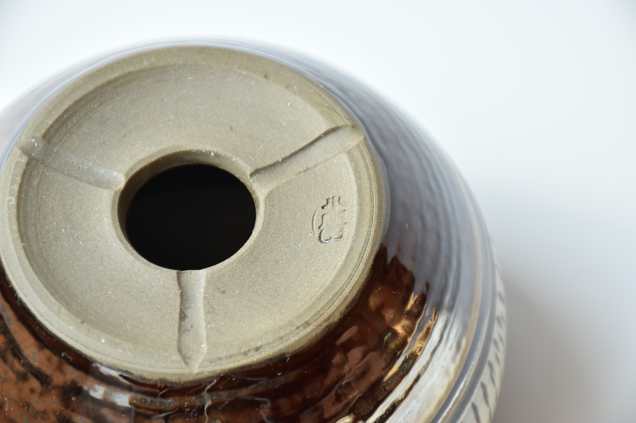 <4/25(土)~販売開始> 小鹿田焼 / 坂本浩二窯 坂本拓磨 : 植木鉢 とびかんな 白 (3.5寸-丸鉢-1) 受け皿セット