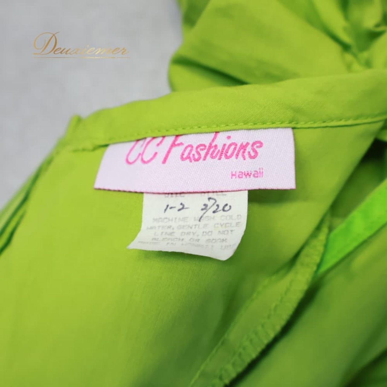 フラダンス 衣装 CC Fashions CCファッション ワンピース ドレス グリーン系 レフア柄 緑 黄 フリル フラ ダンス ダンス衣装 イベント ステージ ハワイアン アロハ かわいい 華やか おしゃれ 花 花柄 イエロー系