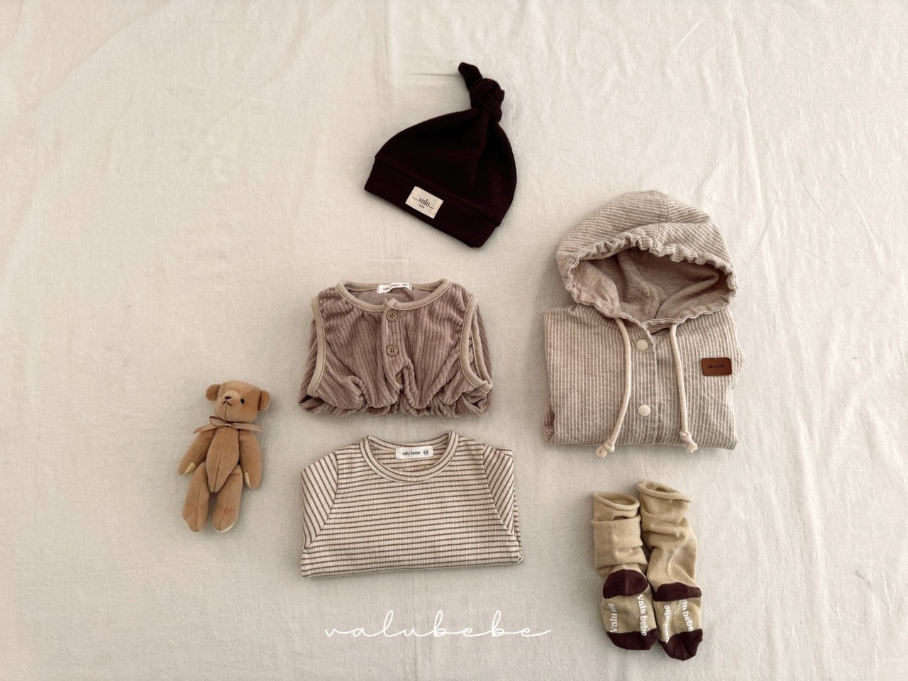 【valu bebe】ソフトパイル地リブオールインワン ベージュ 70〜80cm - 8