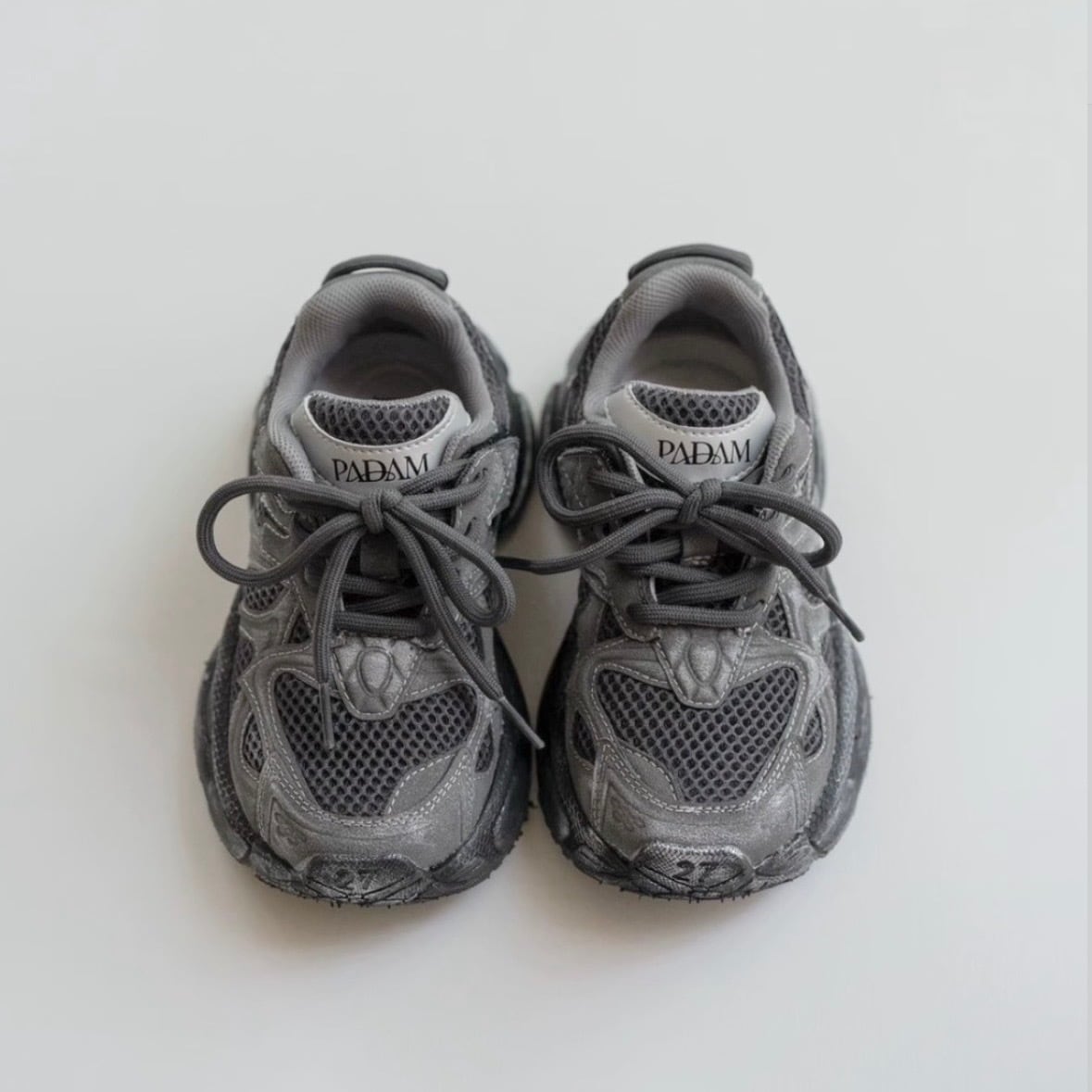 即納】vintage wolf sneaker | PADAM