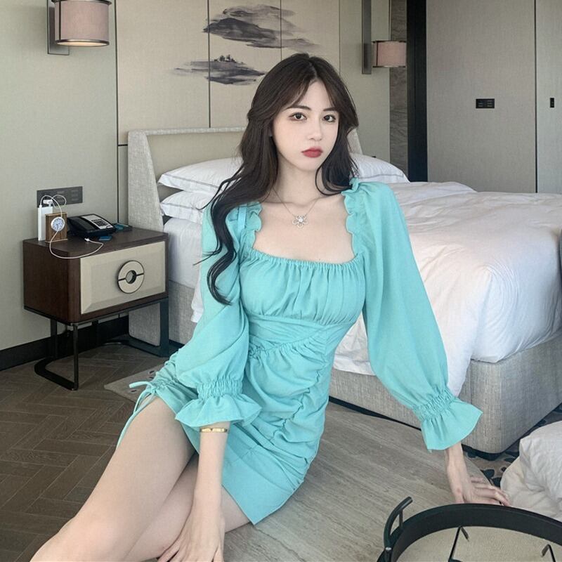 パフスリーブスクエアネックワンショルダードレス女性夏スモールショートスカート2020新作スタイル薄スカート ブラックストロベリース91407384335