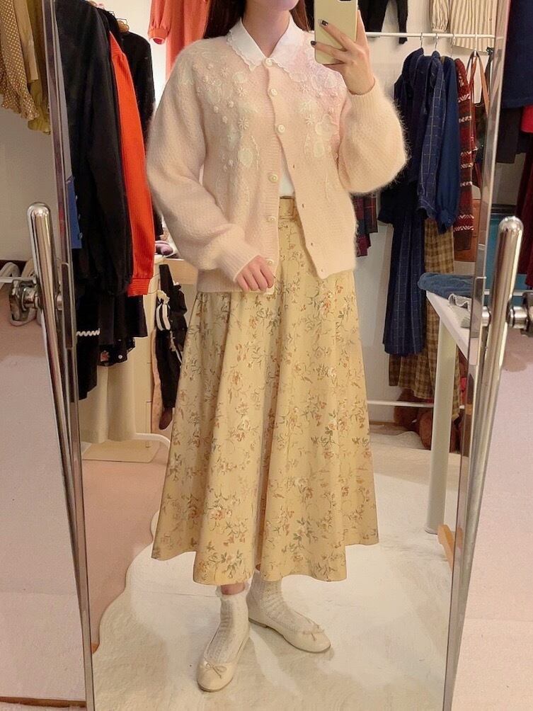 cream beige flower belt flare skirt