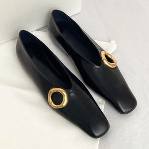 Metal hole square toe pumps S1853