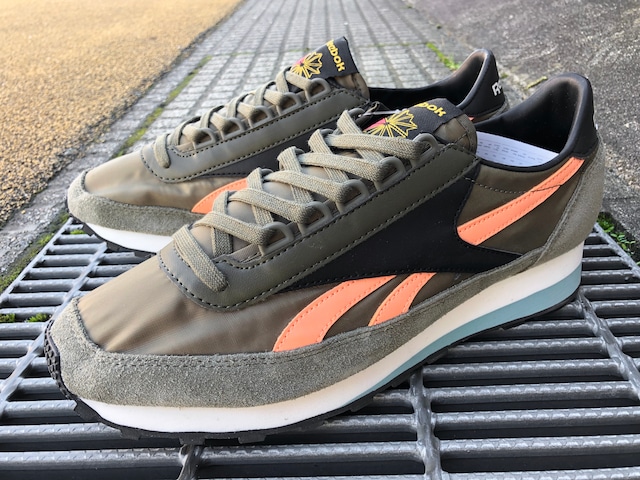 REEBOK AZ 79 (ARMYGR/GRNSLA/SUNORG)