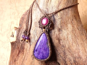 チャロアイト × ルビー マクラメペンダント