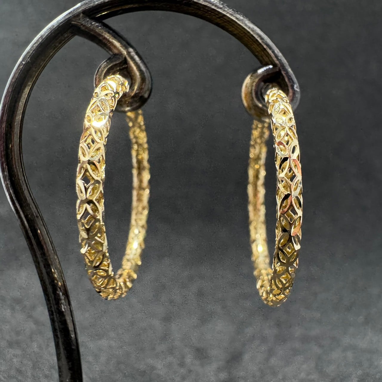 K18YG デザイン フープピアス | カオキ | 日本最大級の品揃えを誇る