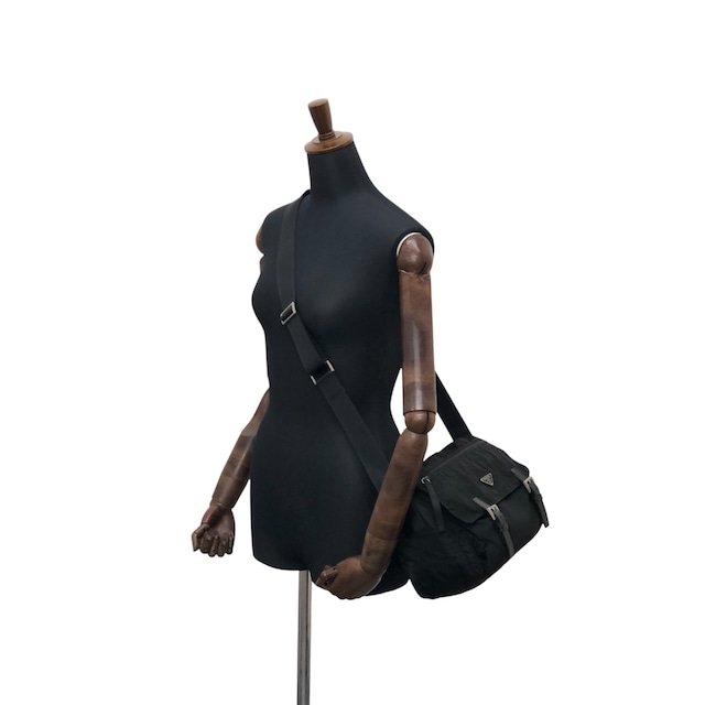 PRADA プラダ ショルダーバッグ ブラック トライアングルロゴ ナイロン メッセンジャーバッグ vintage ヴィンテージ オールド 2i7imi