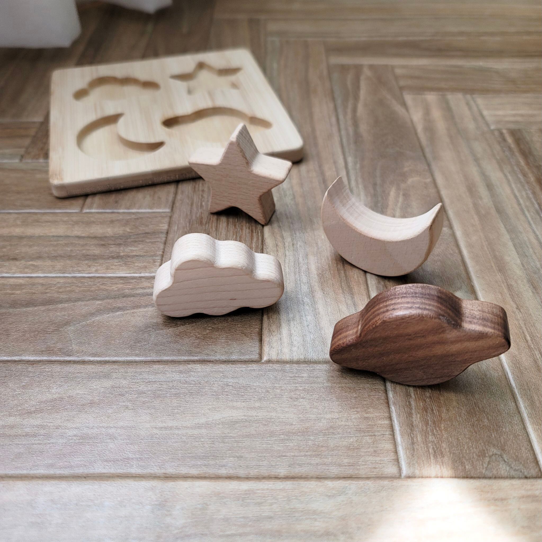 Wood  puzzle (木製パズル )　