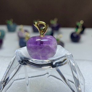 37.フローライトりんご・ペンダントトップ