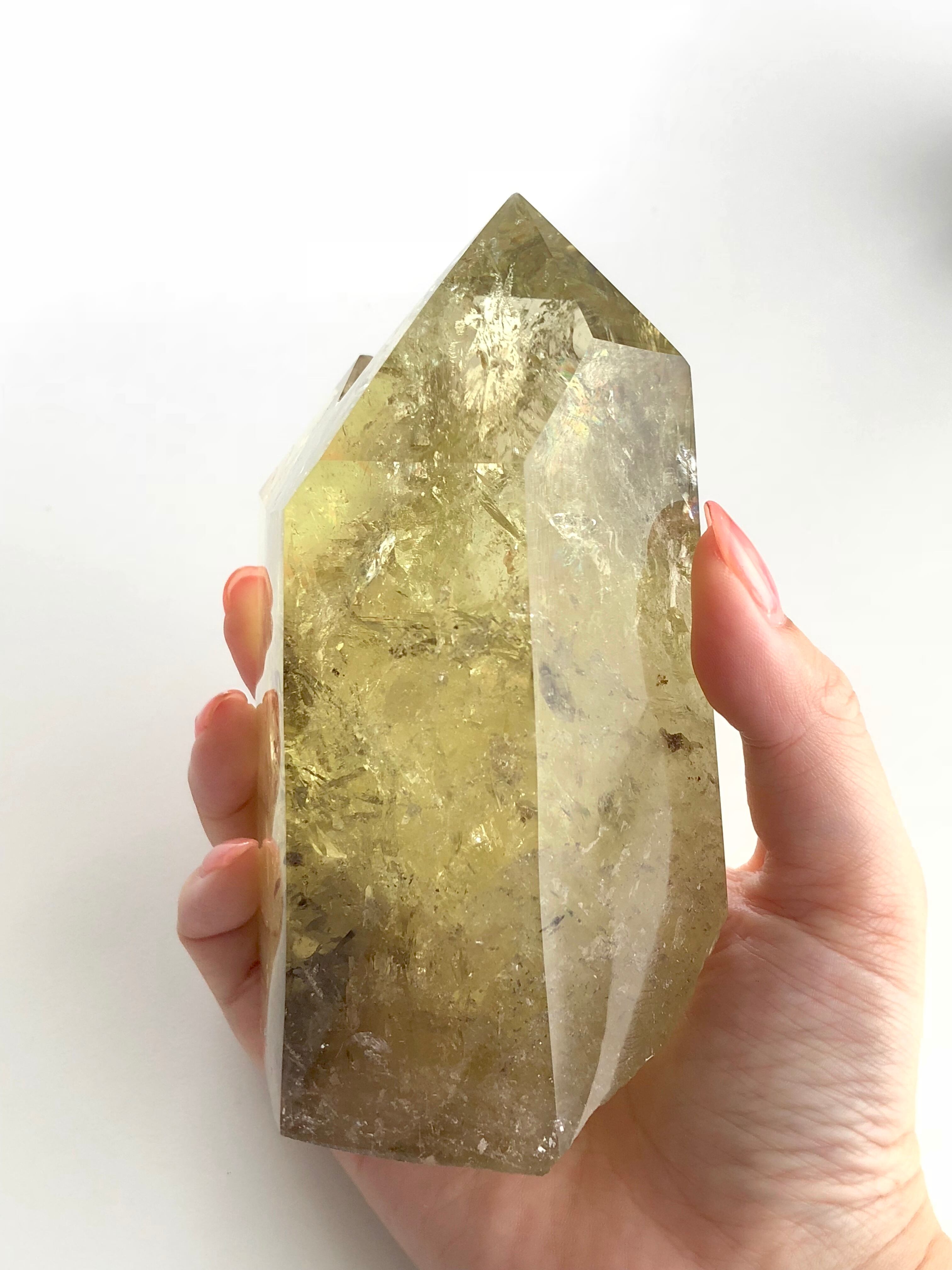 シトリンの大きな塊(虹入り) 【公式通販】