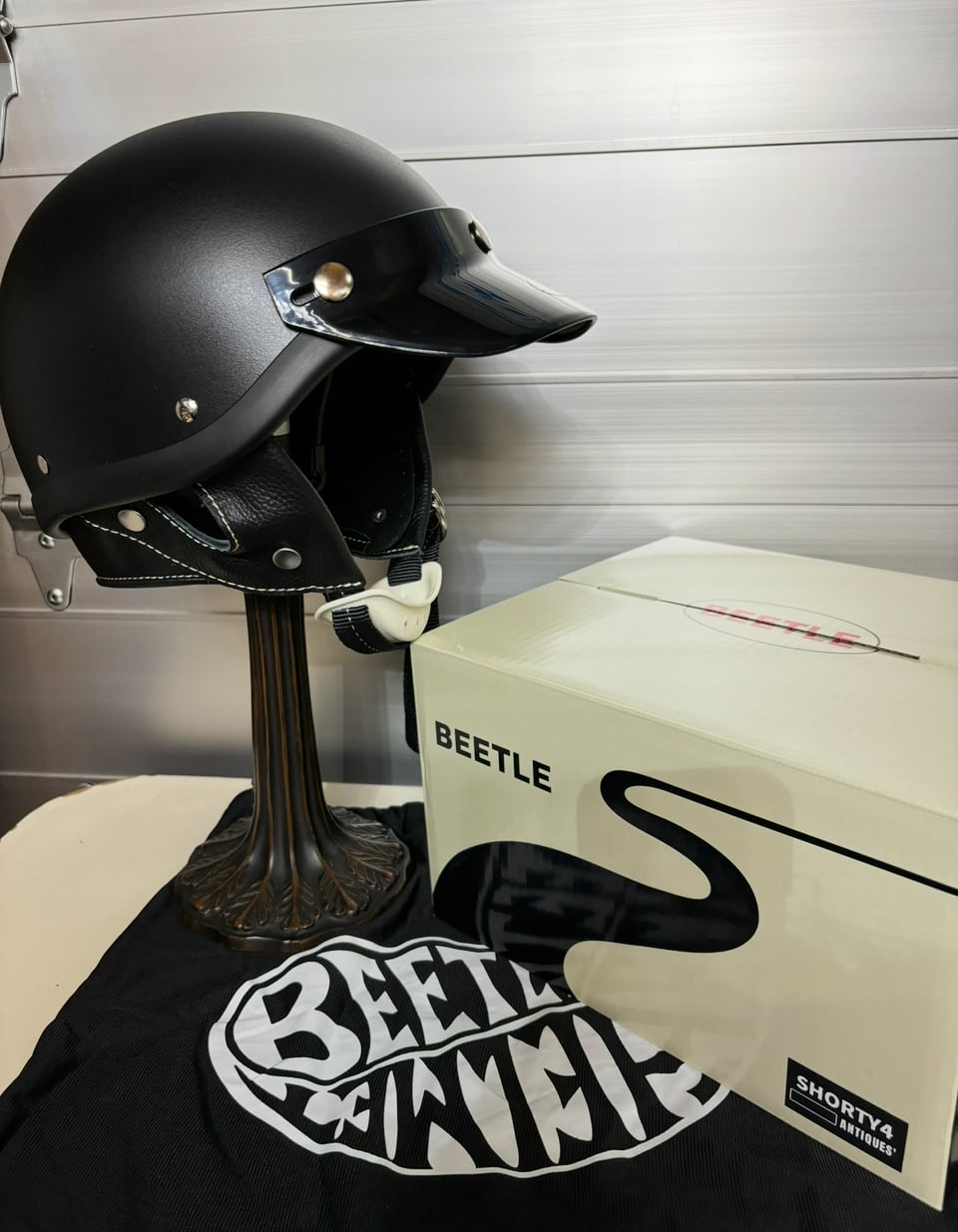 オーシャンビートル ショーティー4 別注 マットブラック チンカップ白